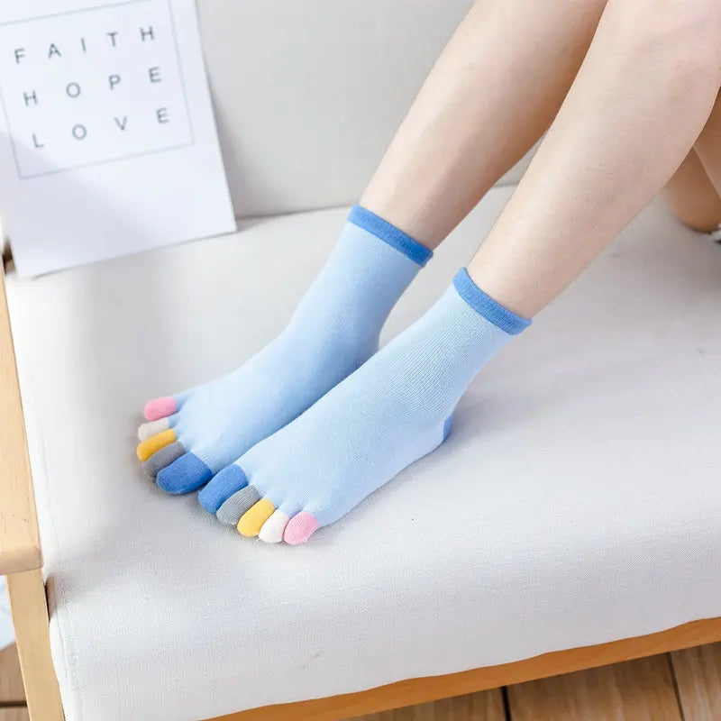 Novelty Cute Ankle Five Finger Happy Socks Woman Print Cotton Dispensing White Harajuku Girl No Show Funny Socks with Toes New