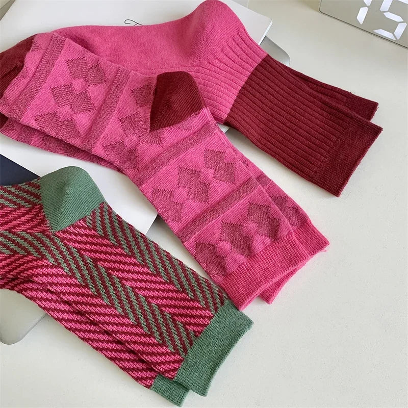 Socks For Women New Novelty Fashion Casual Girls Absorb Sweat Cotton Crew Socks Autumn Breathable Creative Color Korean Socks