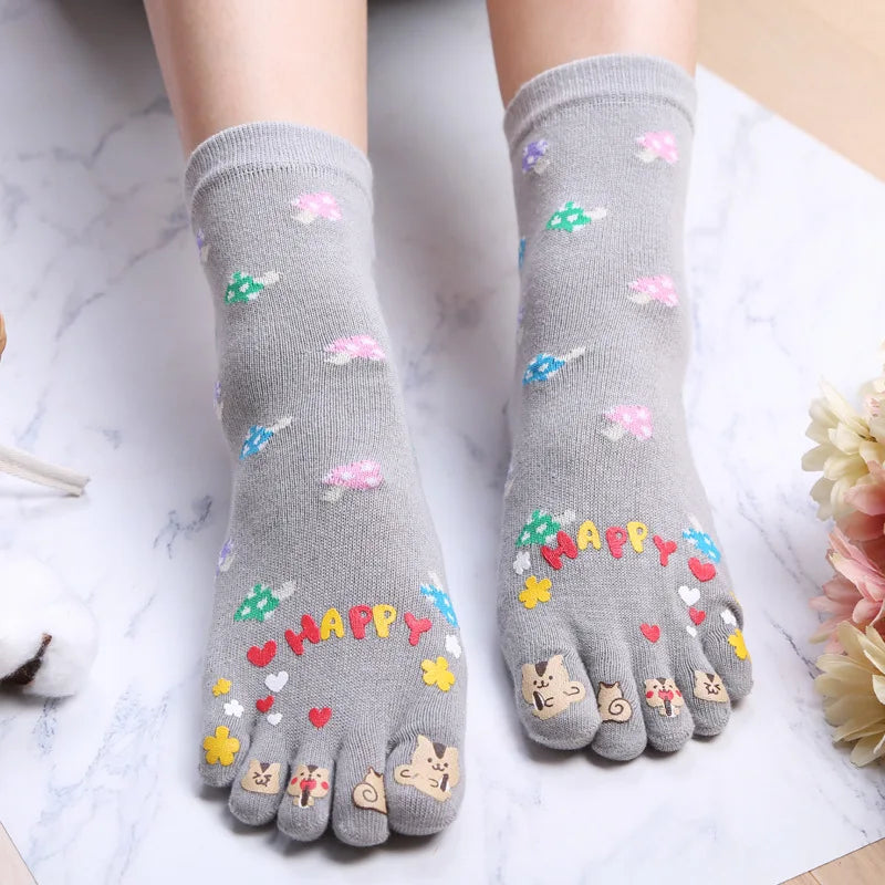 Novelty Cute Ankle Five Finger Happy Socks Woman Print Cotton Dispensing White Harajuku Girl No Show Funny Socks with Toes New