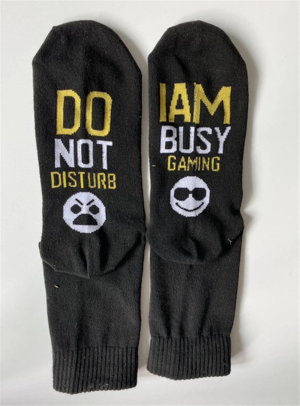 New Happy Funny Letters 'DO NOT DISTURB I AM BUSY GAMING' Socks Home Leisure Novelty Party Club Sokken Dropship