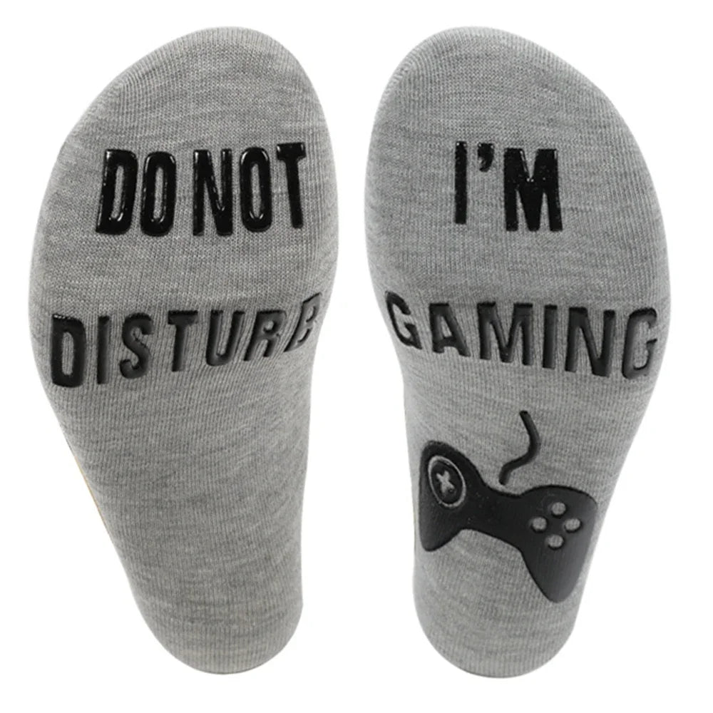New Happy Funny Letters 'DO NOT DISTURB I AM BUSY GAMING' Socks Home Leisure Novelty Party Club Sokken Dropship