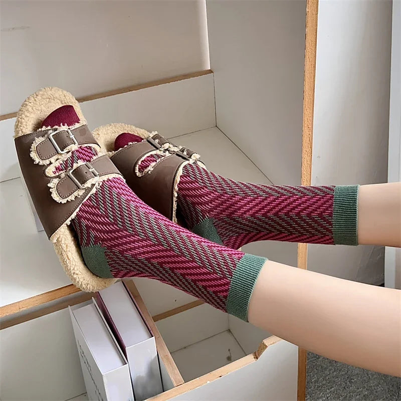 Socks For Women New Novelty Fashion Casual Girls Absorb Sweat Cotton Crew Socks Autumn Breathable Creative Color Korean Socks