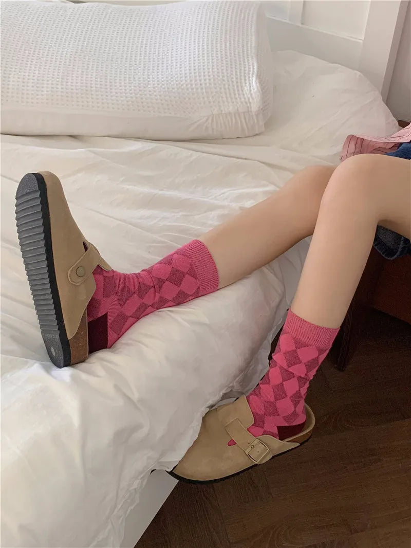 Trend Socks For Women New Novelty Fashion Casual Girls Absorb Sweat Cotton Crew Socks Autumn Breathable Creative Color Socks