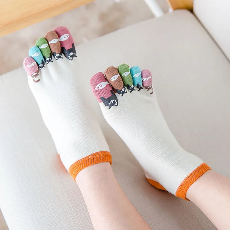 Novelty Cute Ankle Five Finger Happy Socks Woman Print Cotton Dispensing White Harajuku Girl No Show Funny Socks with Toes New