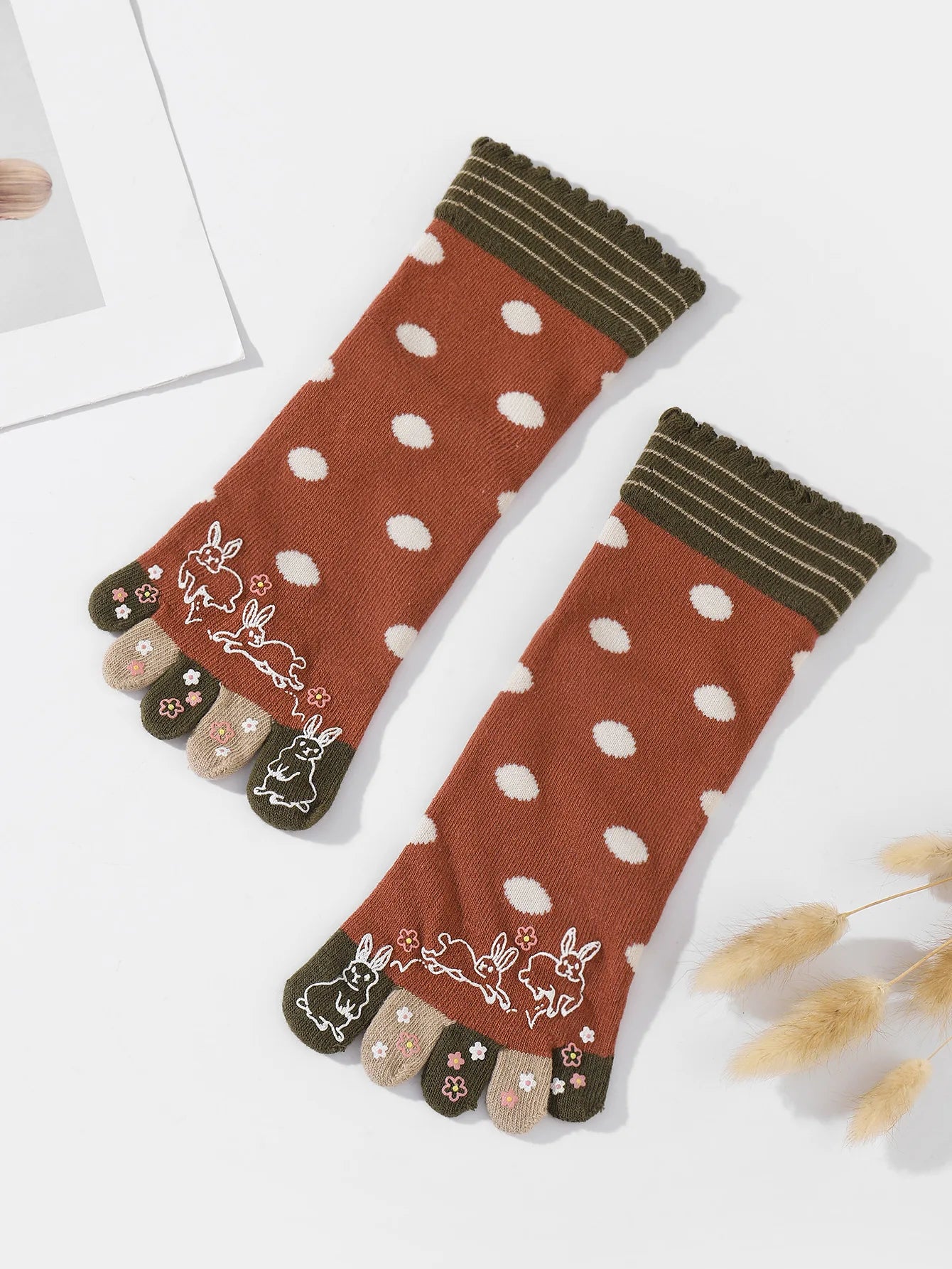Novelty Cute Ankle Five Finger Happy Socks Woman Print Cotton Dispensing White Harajuku Girl No Show Funny Socks with Toes New