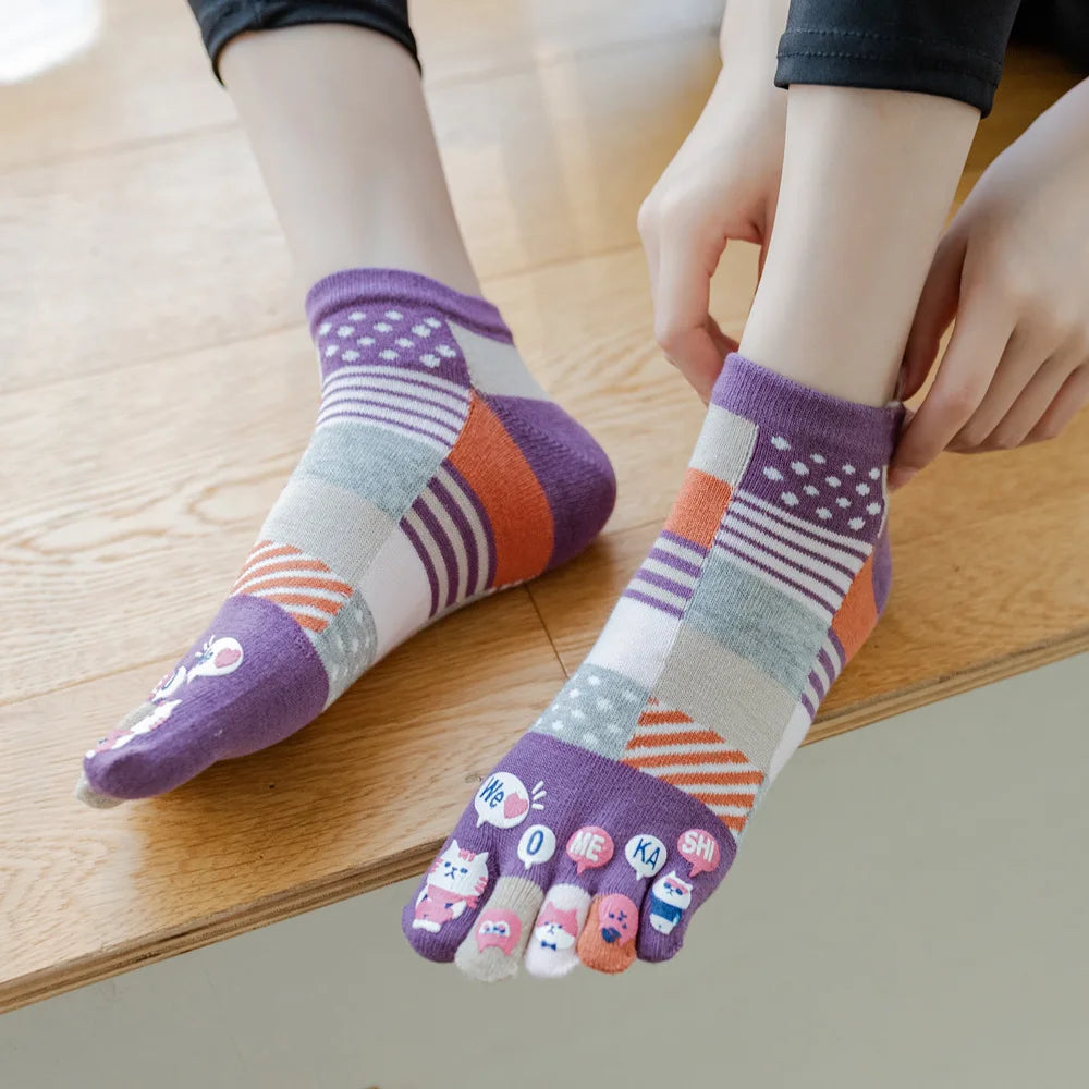 Novelty Cute Ankle Five Finger Happy Socks Woman Print Cotton Dispensing White Harajuku Girl No Show Funny Socks with Toes New